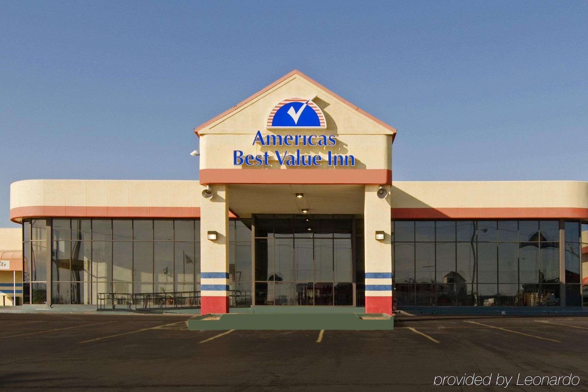 Quality Inn Shawnee I-40 Εξωτερικό φωτογραφία