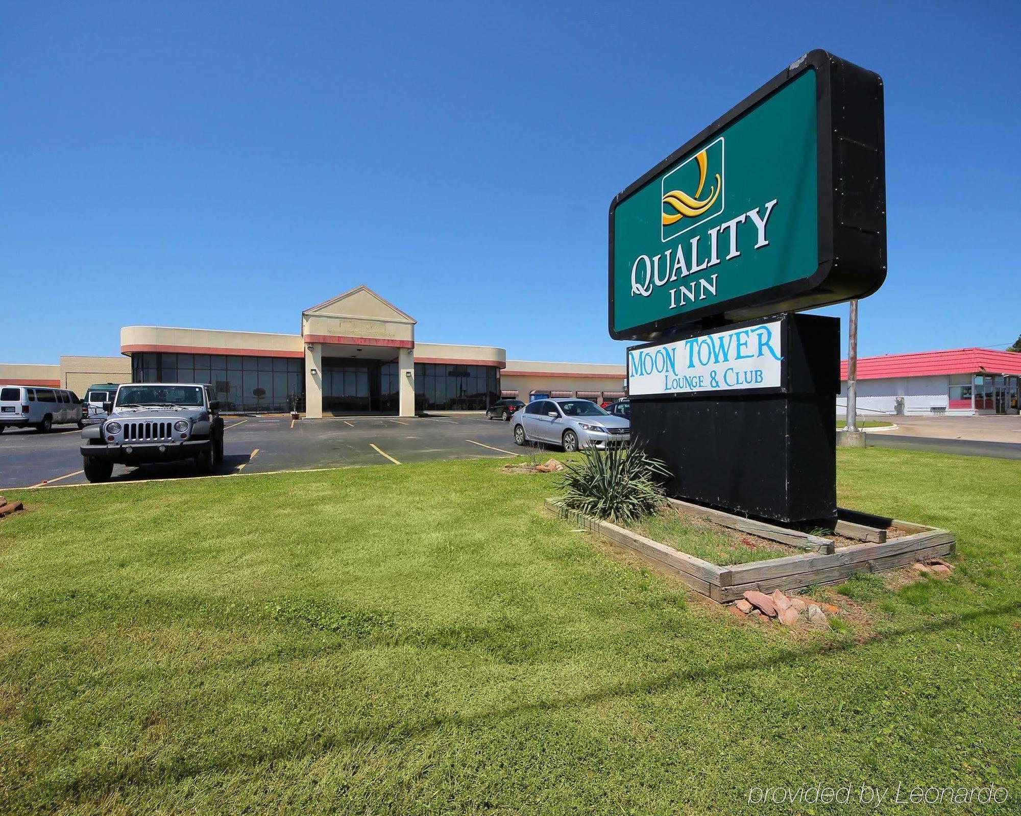 Quality Inn Shawnee I-40 Εξωτερικό φωτογραφία