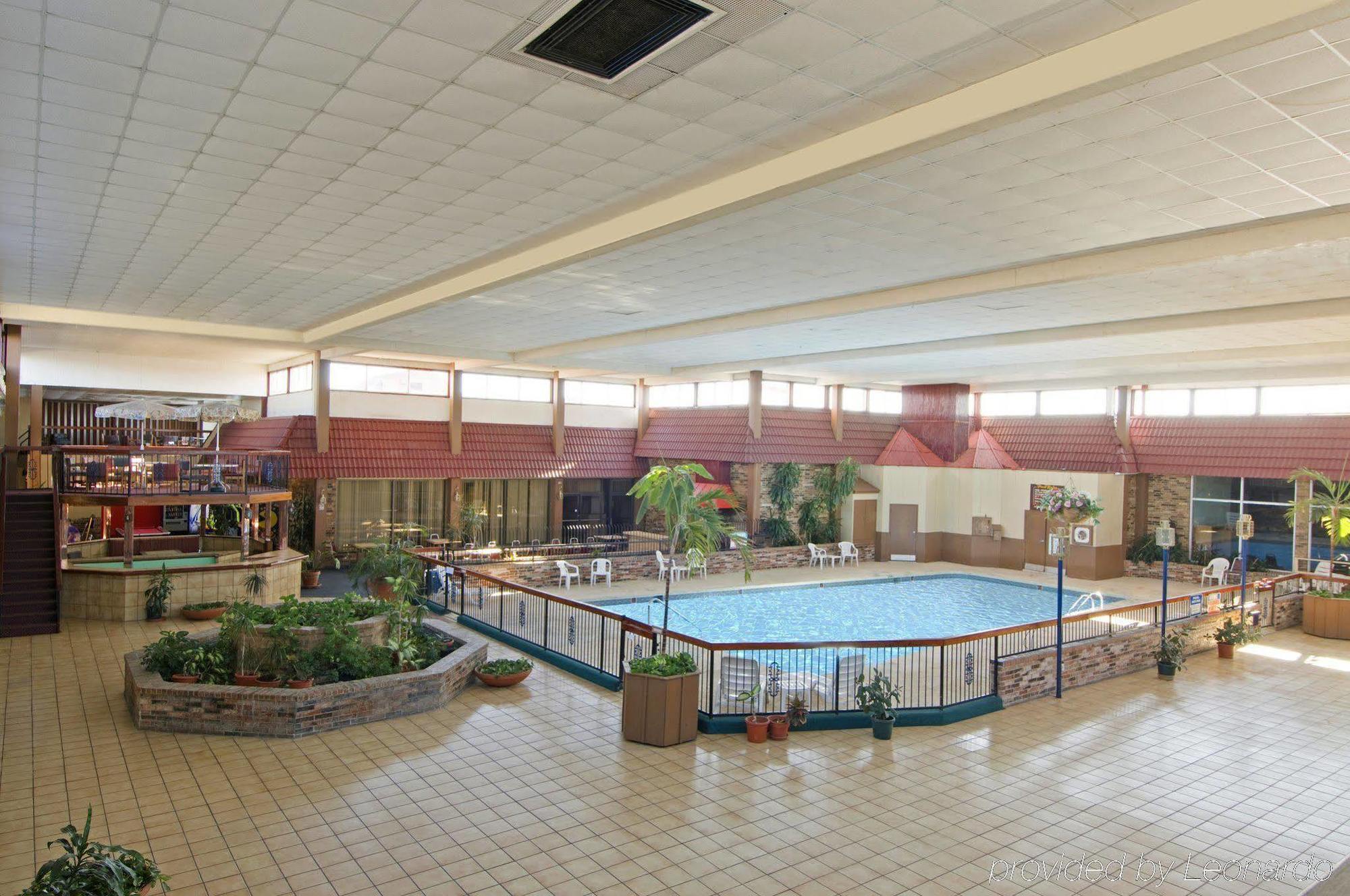 Quality Inn Shawnee I-40 Εξωτερικό φωτογραφία