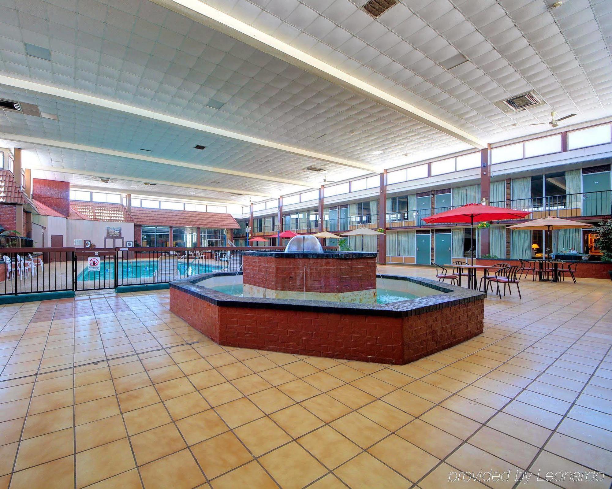 Quality Inn Shawnee I-40 Εξωτερικό φωτογραφία